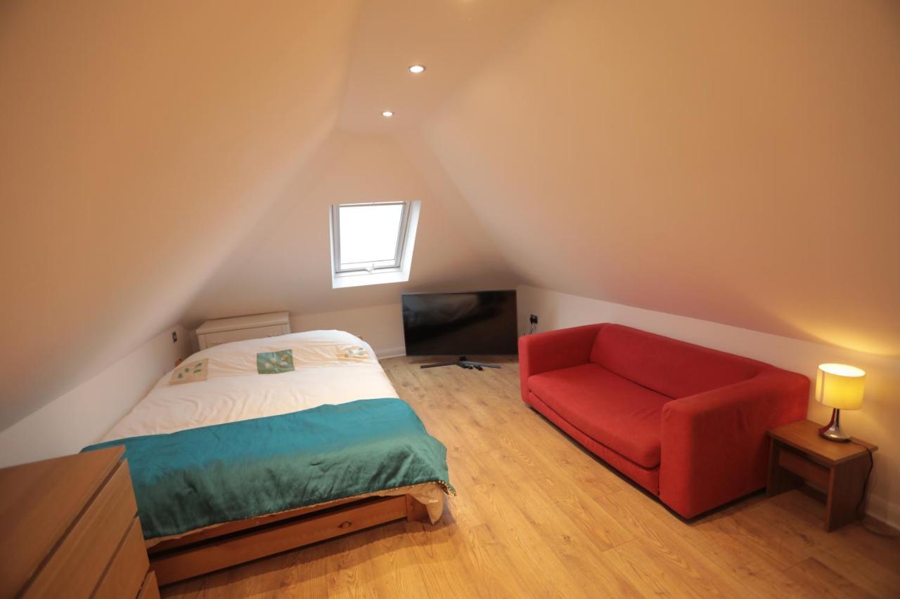 Amazing Quiet Garden House Near London Luton Airport Luton (Bedfordshire) Exterior foto