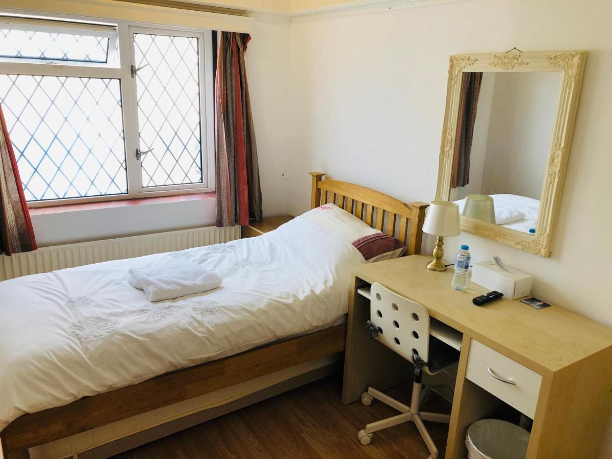 Amazing Quiet Garden House Near London Luton Airport Luton (Bedfordshire) Exterior foto